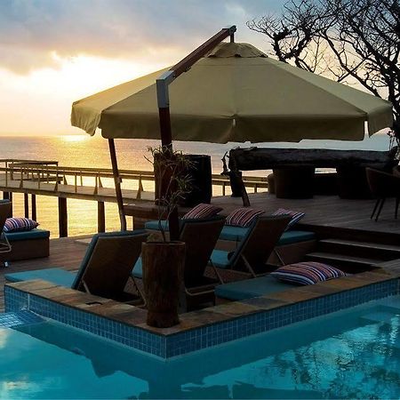 וילנקולוס Dugong Beach Lodge מראה חיצוני תמונה