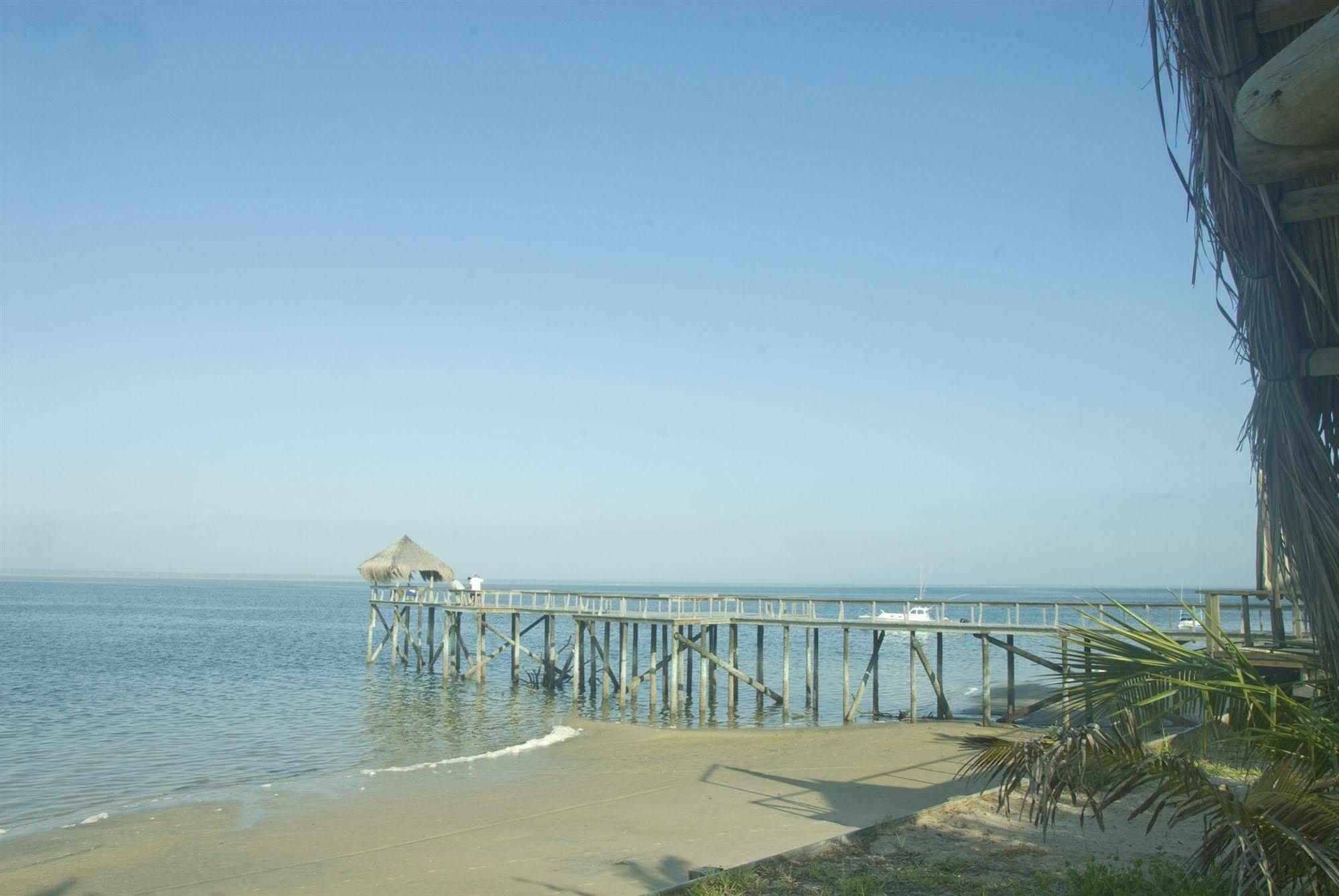 וילנקולוס Dugong Beach Lodge מראה חיצוני תמונה