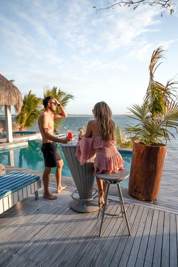 וילנקולוס Dugong Beach Lodge מראה חיצוני תמונה